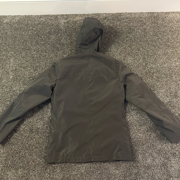 Cole Haan Stylish Grey Rain Jacket - Picture 3 of 6